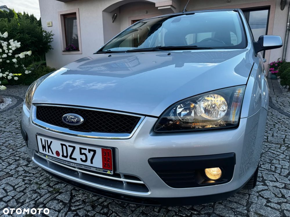 Ford Focus 2.0 16V Sport - 13