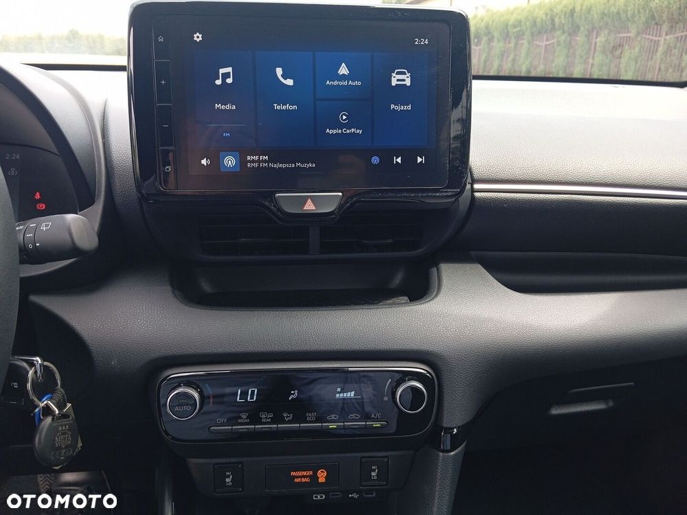 Toyota Yaris Hybrid 1.5 Style - 16