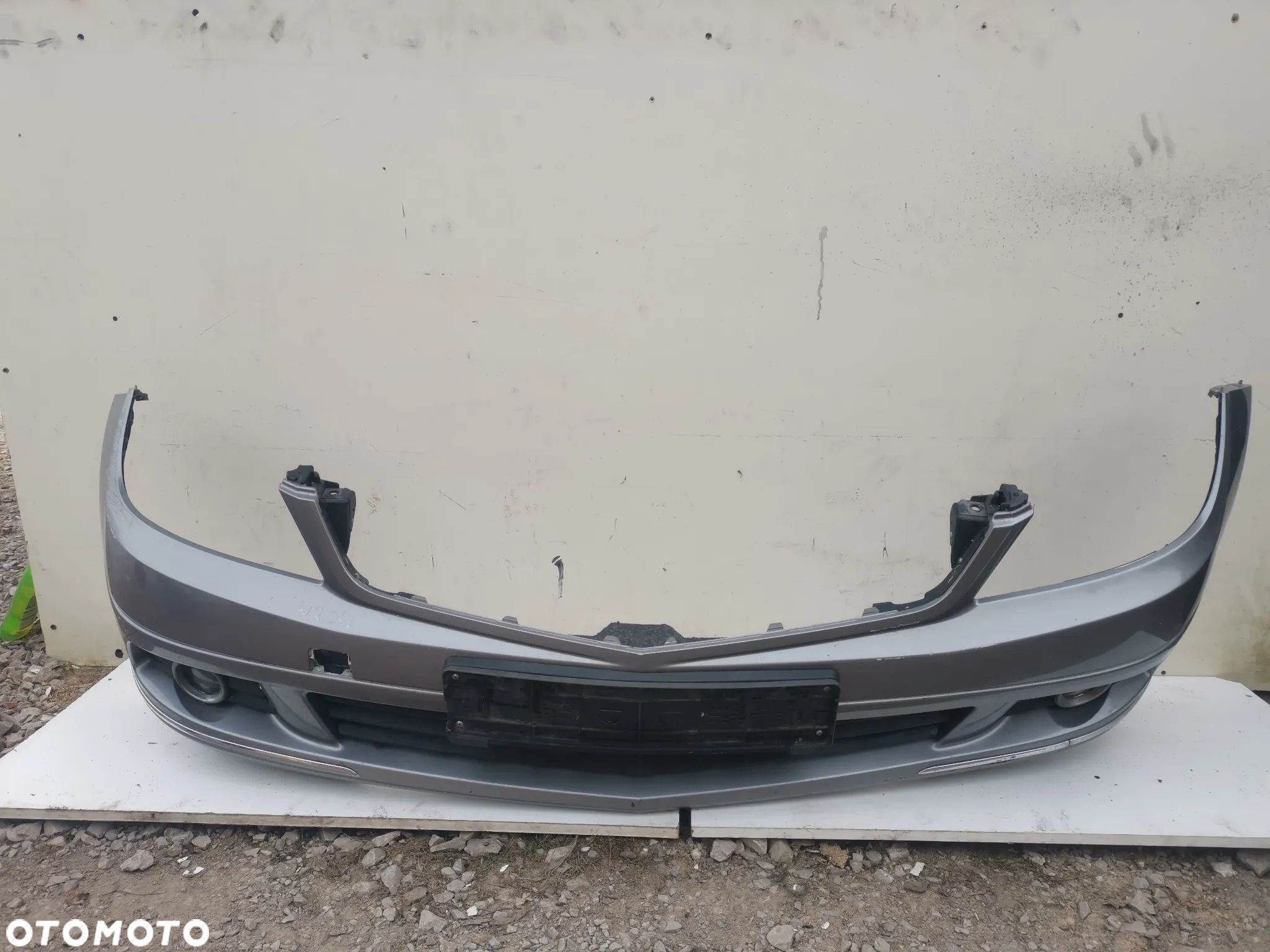ZDERZAK PRZEDNI PRZÓD MERCEDES C-KLASA W204 KOMPLETNY - 1