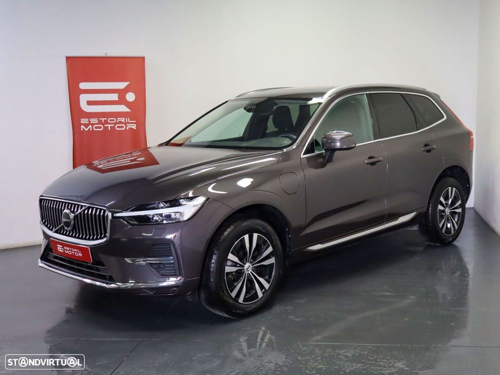 Volvo XC 60 2.0 T6 PHEV Core AWD - 2