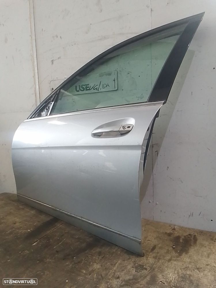 Porta Frente Esq Mercedes-Benz C-Class (W204) - 2