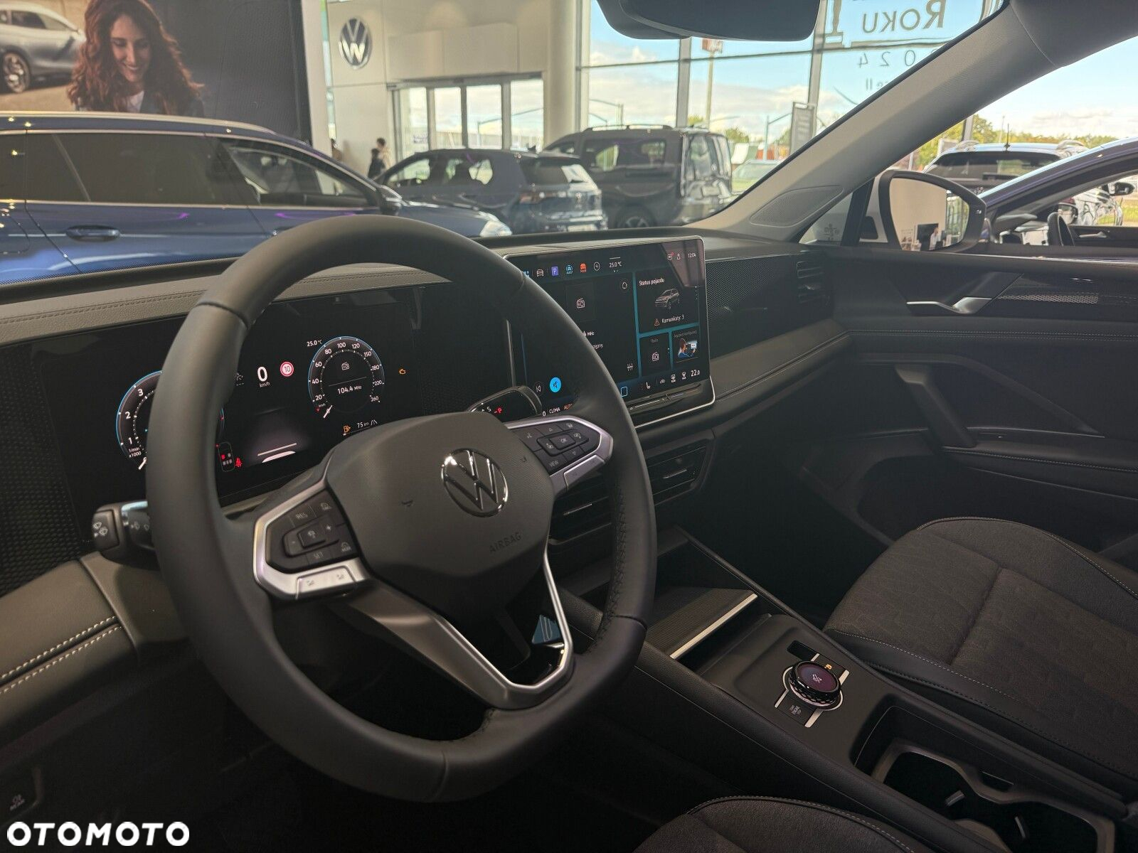 Volkswagen Tiguan - 11