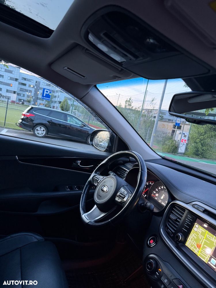Kia Sorento - 12