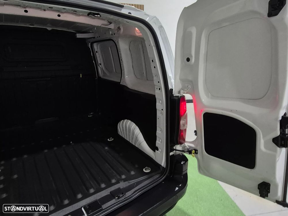 Toyota Proace 1.5D - 2022 - 3 LUG | GARANTIA | NACIONAL - 10