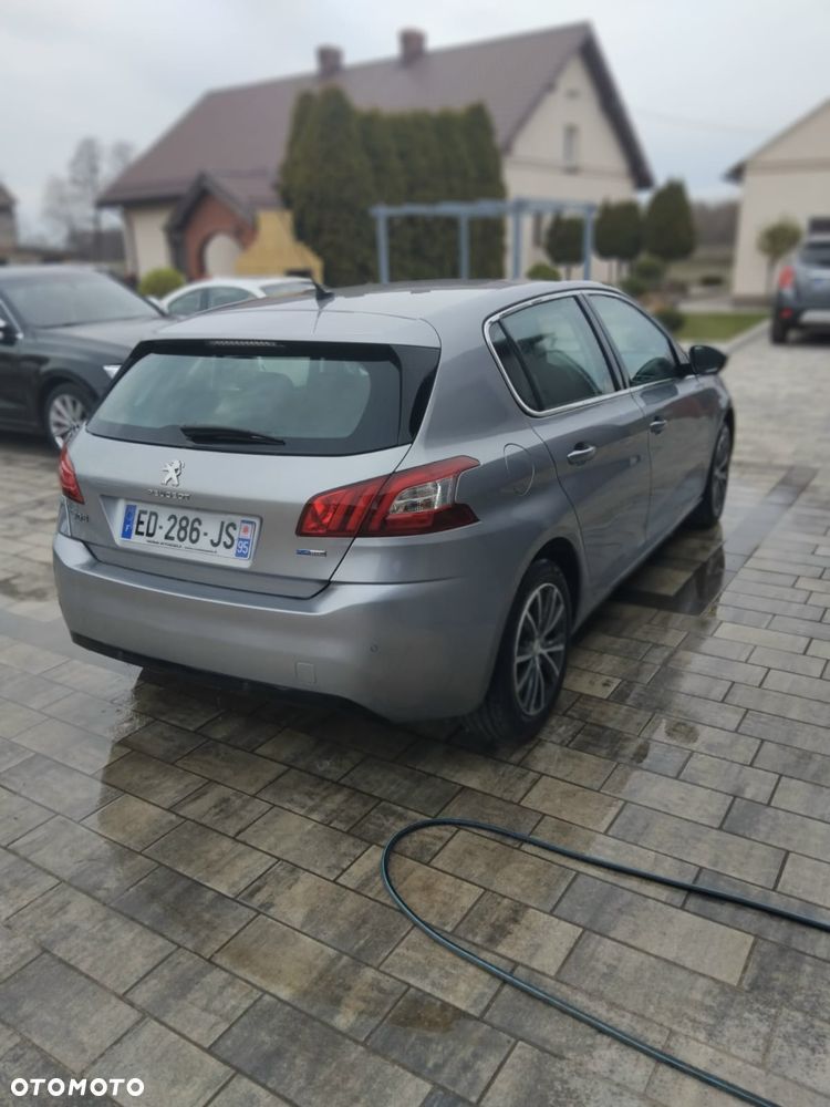 Peugeot 308 PureTech 130 Stop & Start Allure - 4