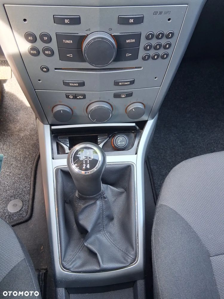 Opel Astra III 1.6 EU5 - 10