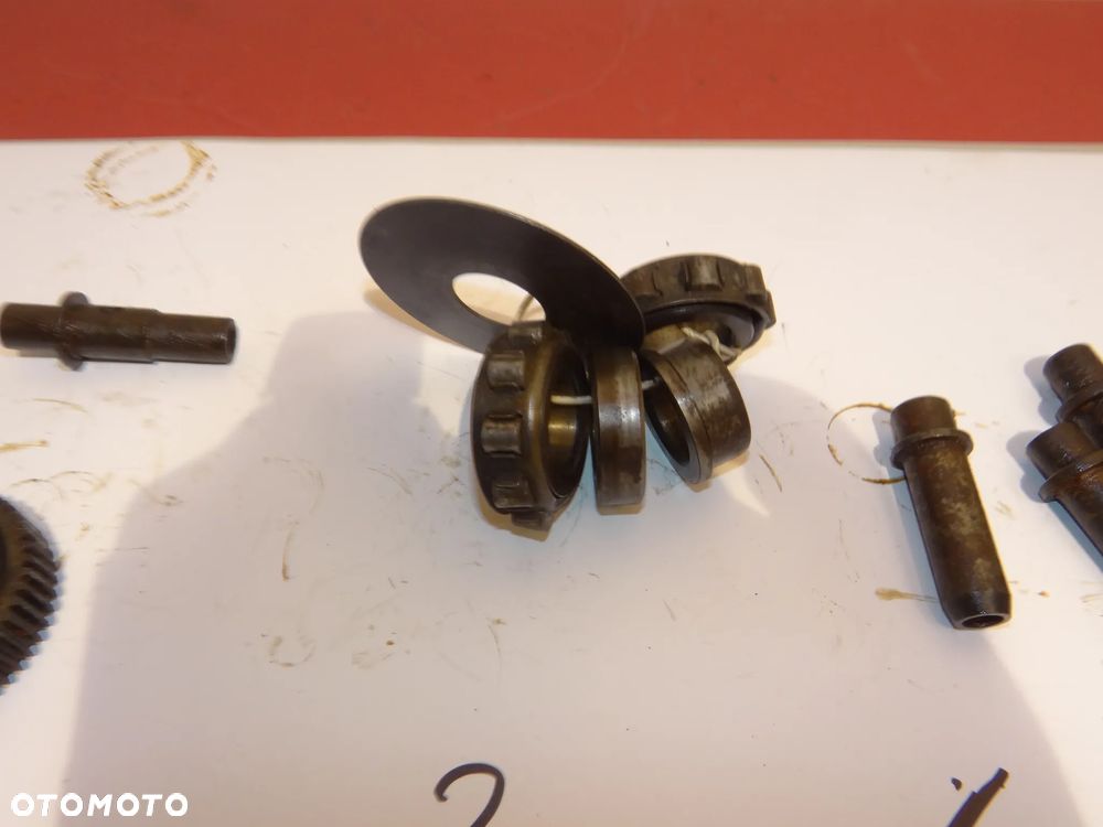 JUNAK M10 , M7 ZĘBATKI KORKI  PROWADNICE INNE CENA ZA CAŁOŚĆ  R005 - 13