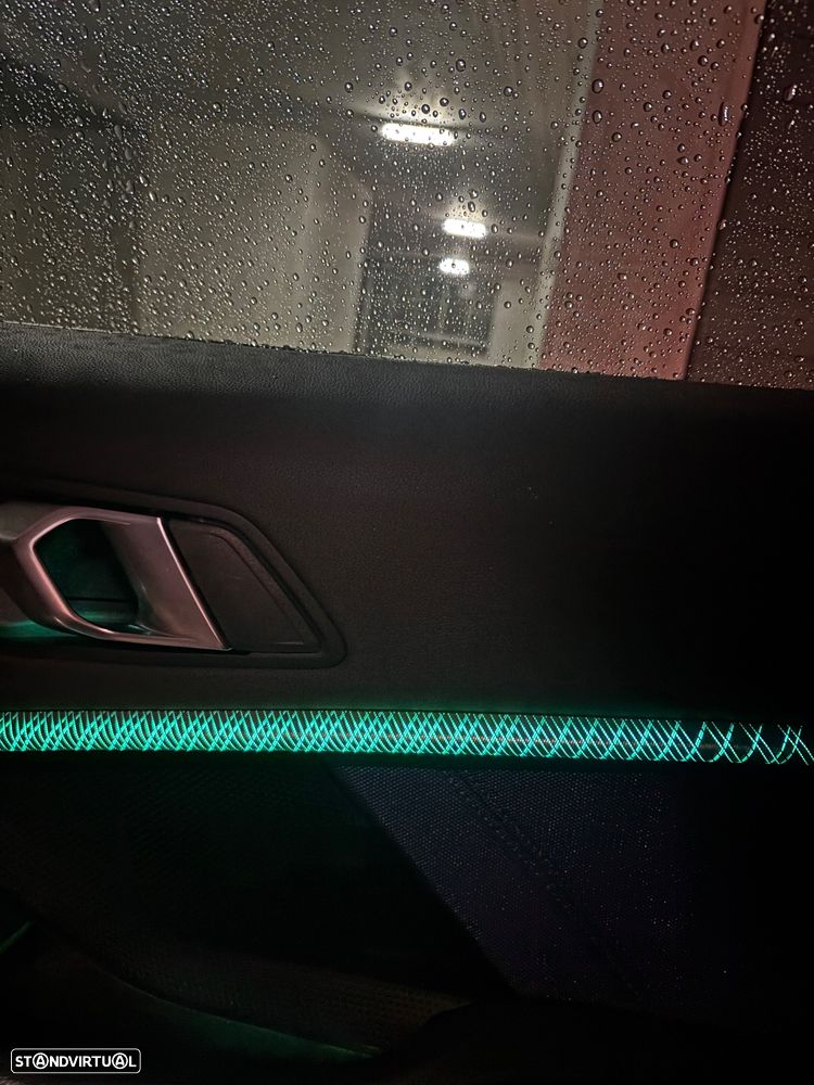 BMW 116 d Pack Desportivo M - 16