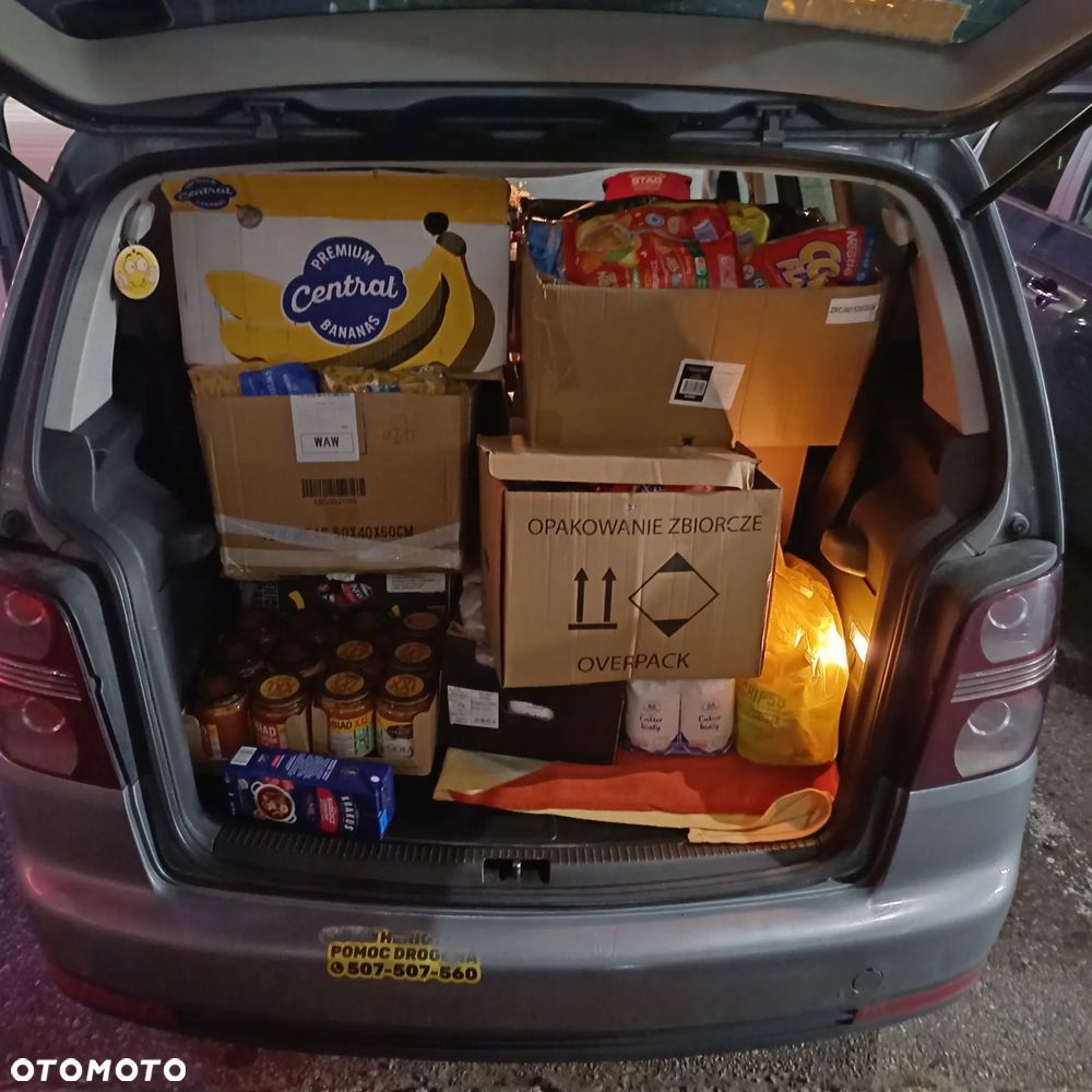 Volkswagen Touran 2.0 TDI DSG Highline - 15