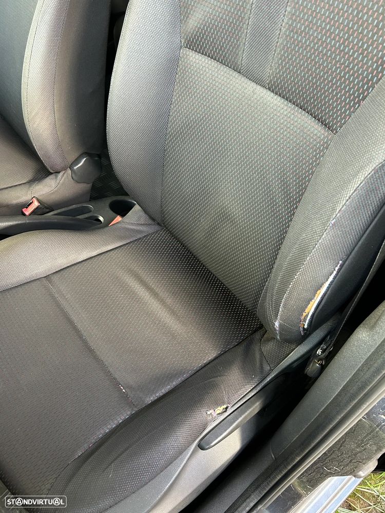 Renault Clio 1.2 16V Dynamique S - 11