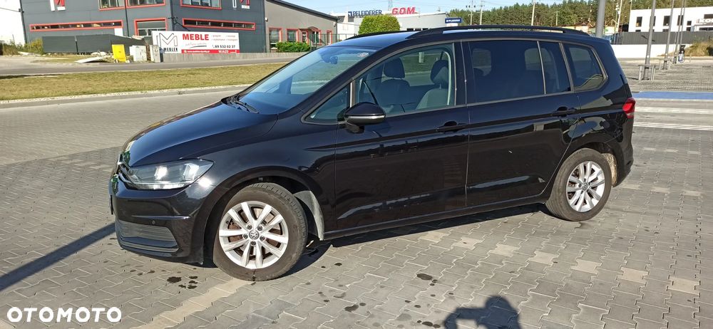 Volkswagen Touran - 2