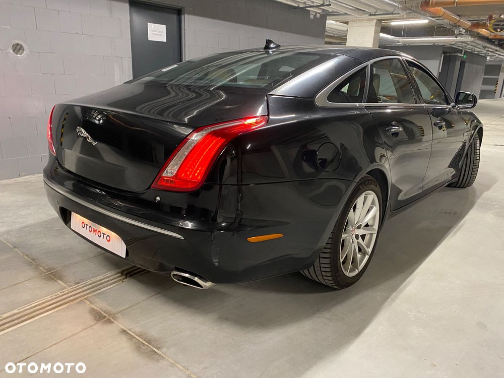 Jaguar XJ 3.0 D V6 Premium Luxury - 3