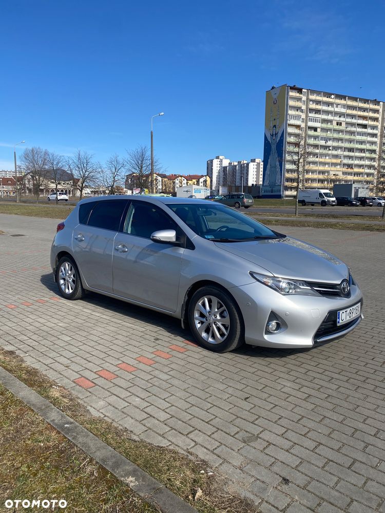 Toyota Auris 2.0 D-4D Prestige - 1
