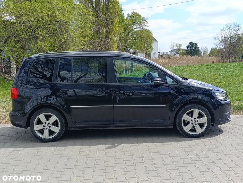 Volkswagen Touran 2.0 TDI DPF DSG Highline - 4
