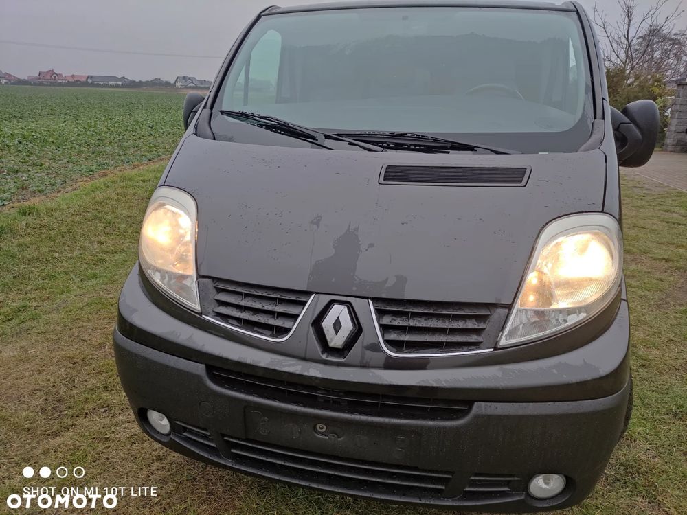 Renault trafic - 3