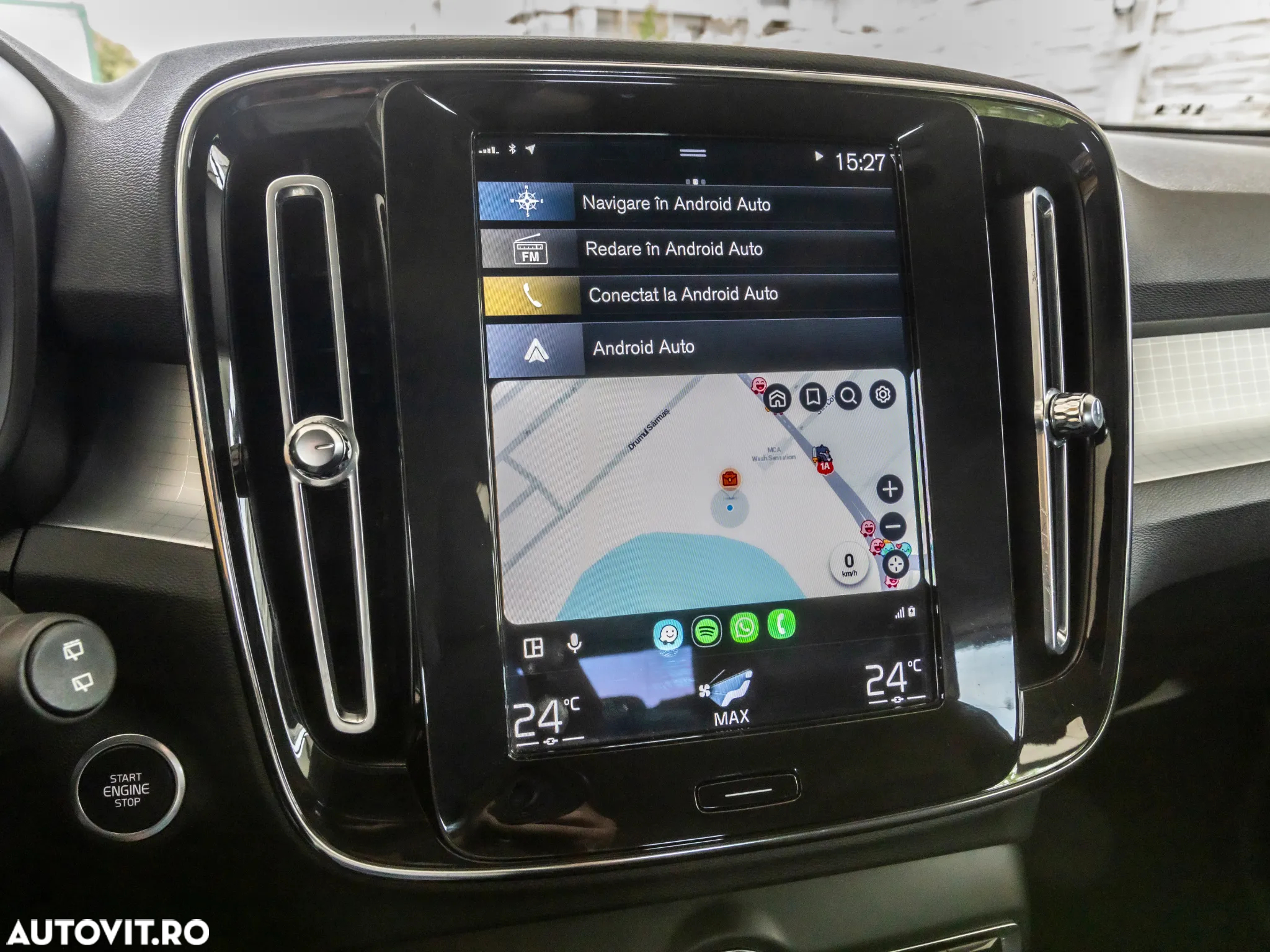 Volvo XC 40 Recharge T4 Twin Engine AT7 Inscription Expression - 8