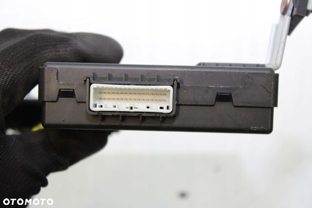 MODUŁ STEROWNIK BCM 95400-C8020 HYUNDAI I20 II 16R I40 - 6