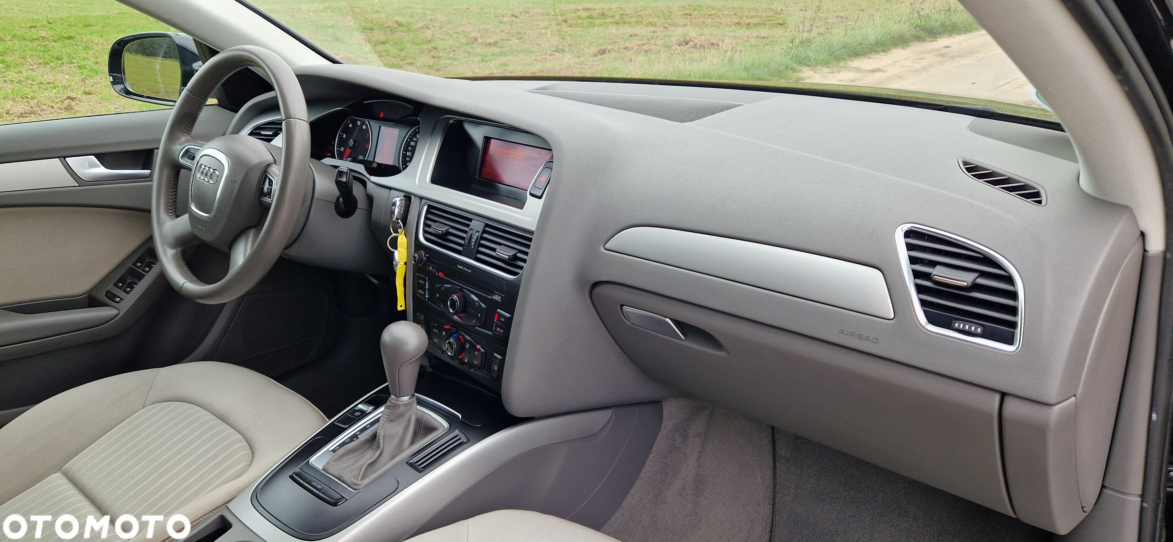 Audi A4 Avant 2.0 TFSI multitronic Attraction - 25