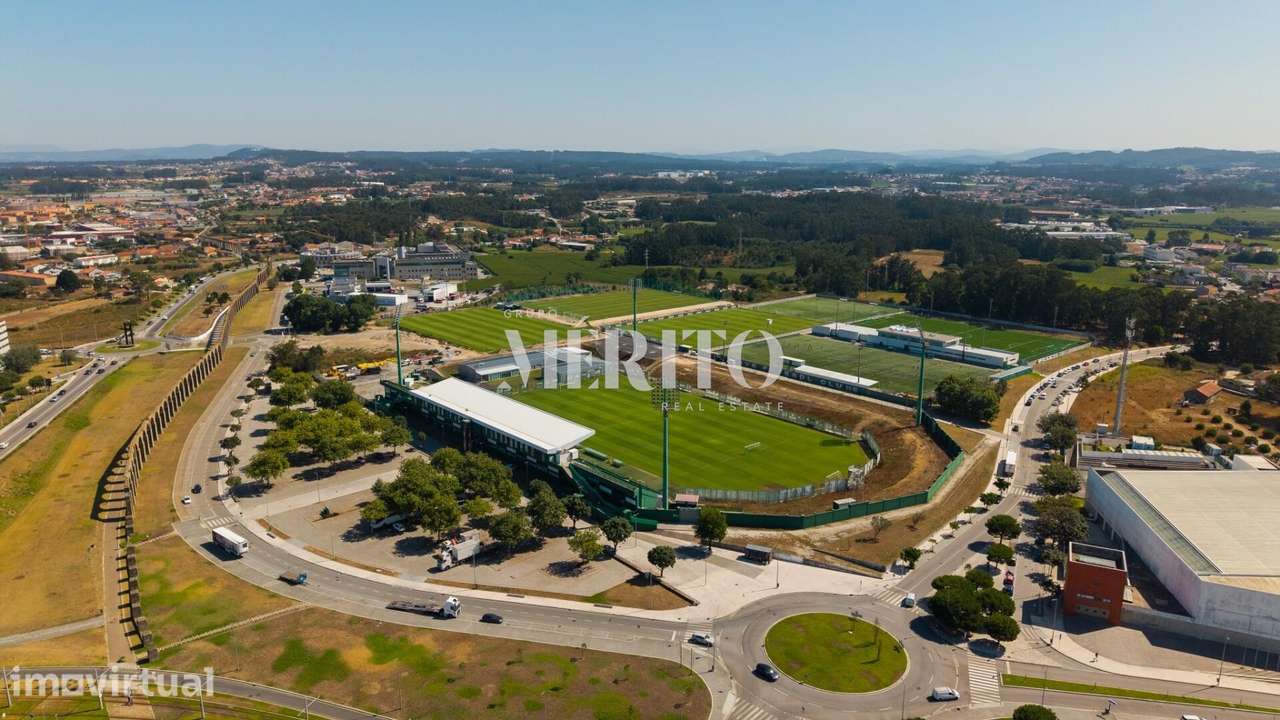 Apartamento T2+1com garagem fechada e arrumos em frente ao Metro em Vi - Grande imagem: 2/27