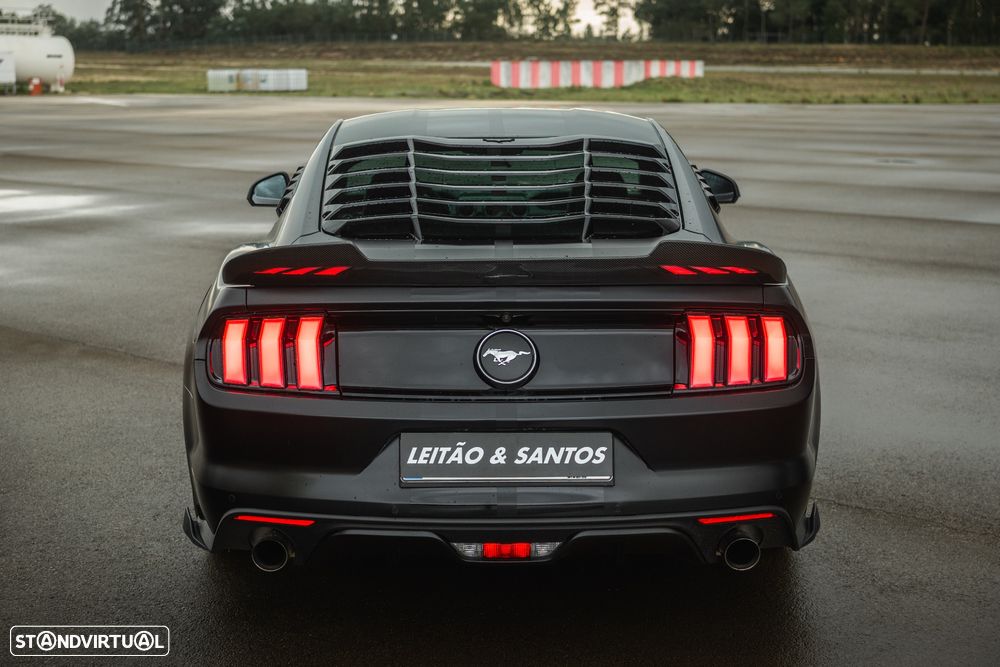 Ford Mustang 2.3 Eco Boost - 27