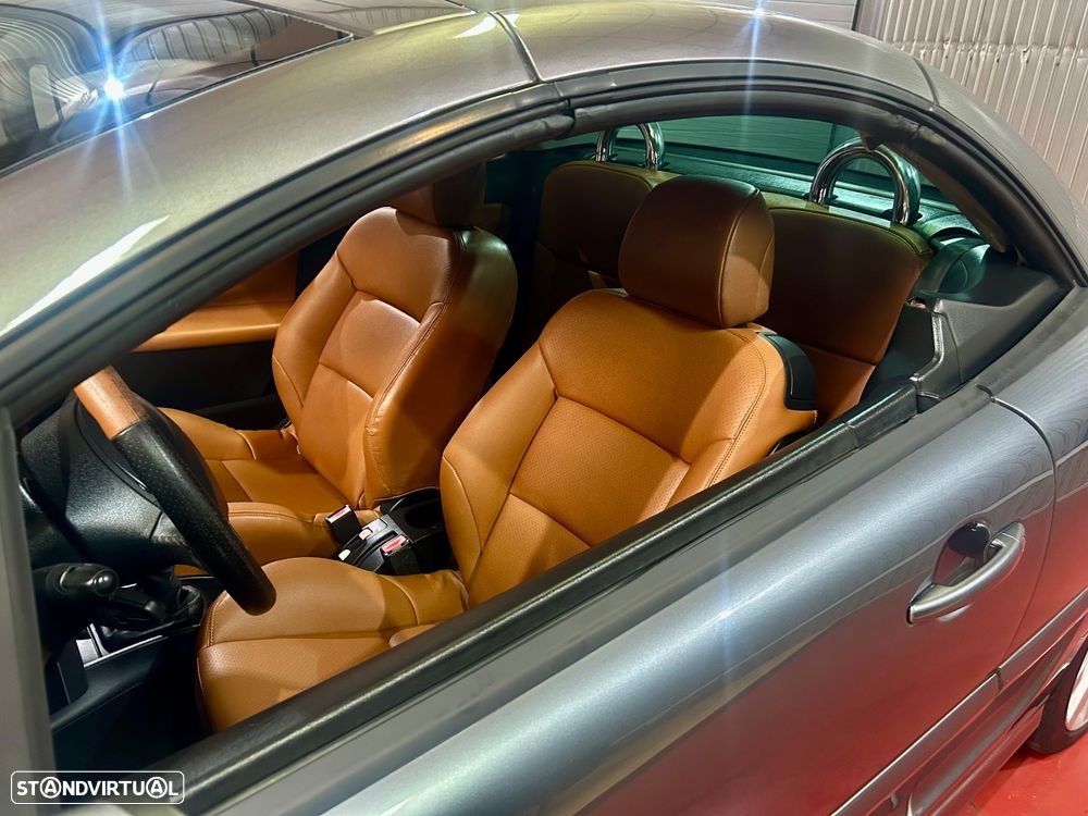 Peugeot 207 CC - 21