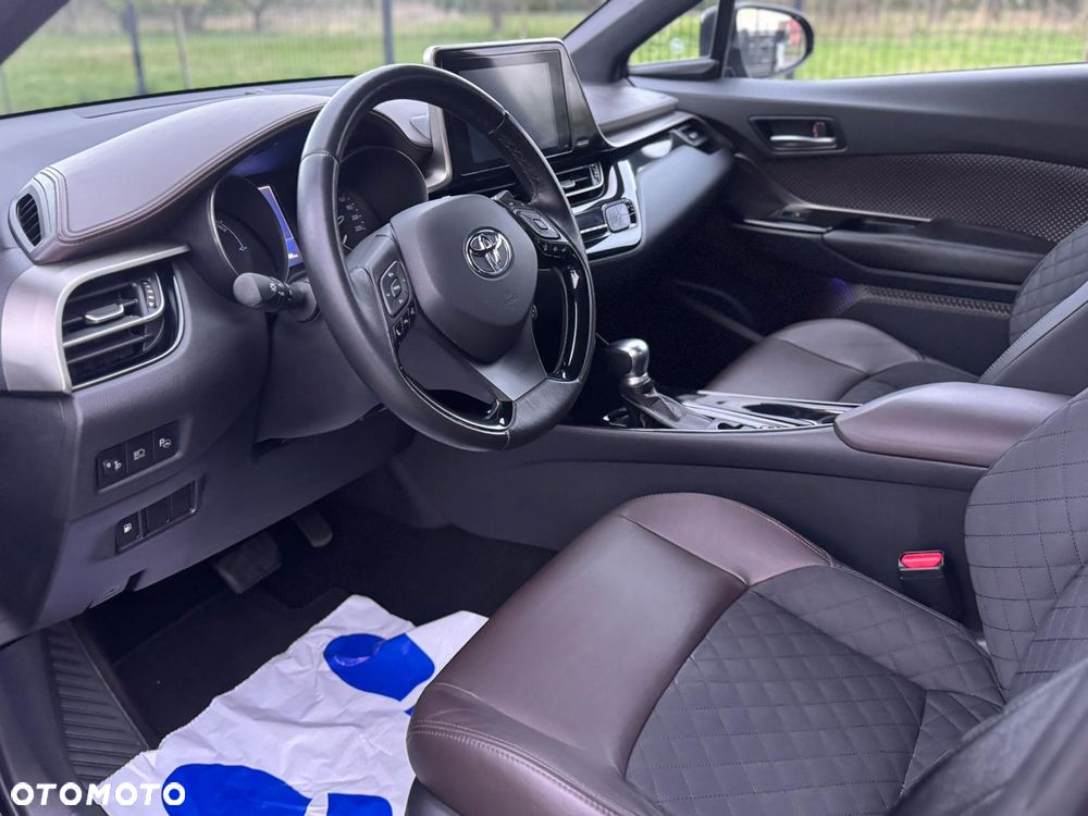 Toyota C-HR - 14