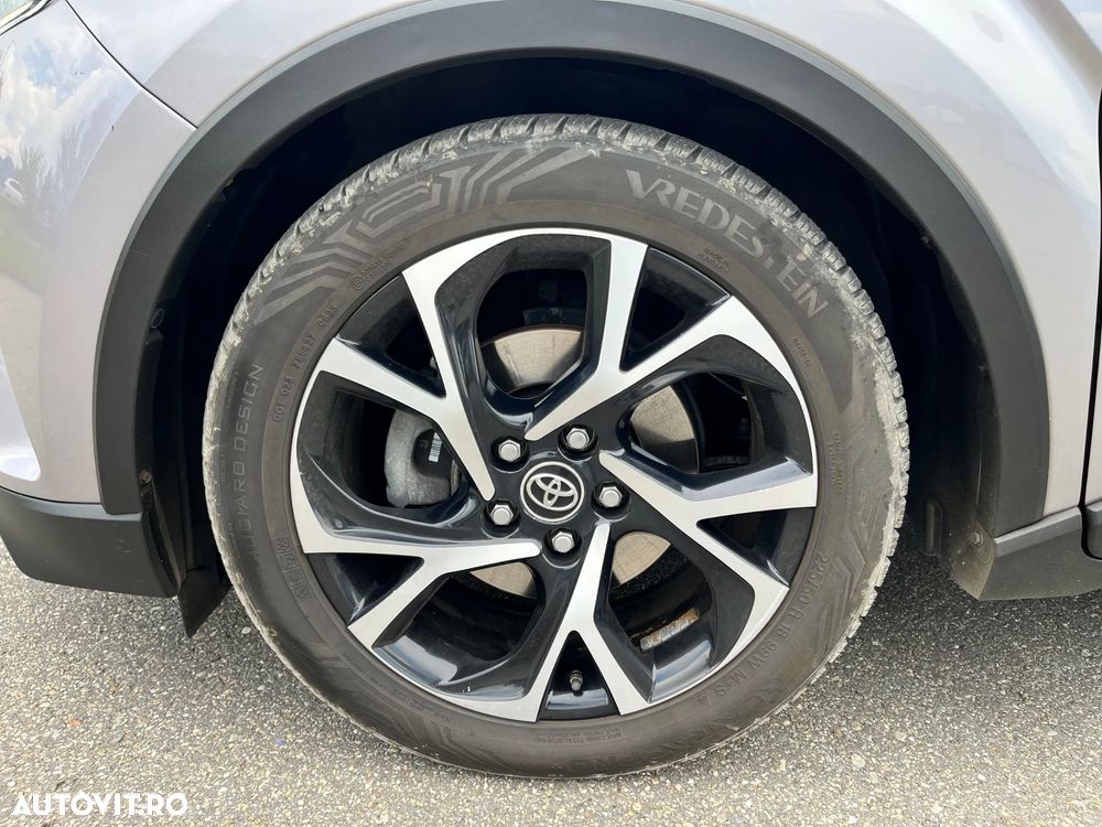 Toyota C-HR - 26