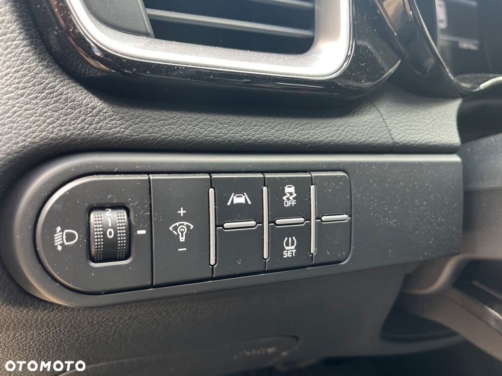 Kia Ceed 1.5 T-GDI L DCT - 8