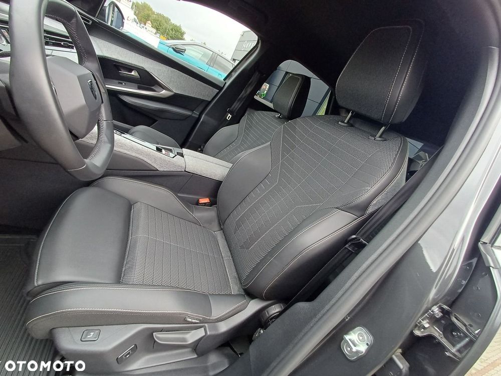 Peugeot 3008 - 11