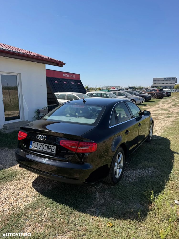 Audi A4 2012 photo 4