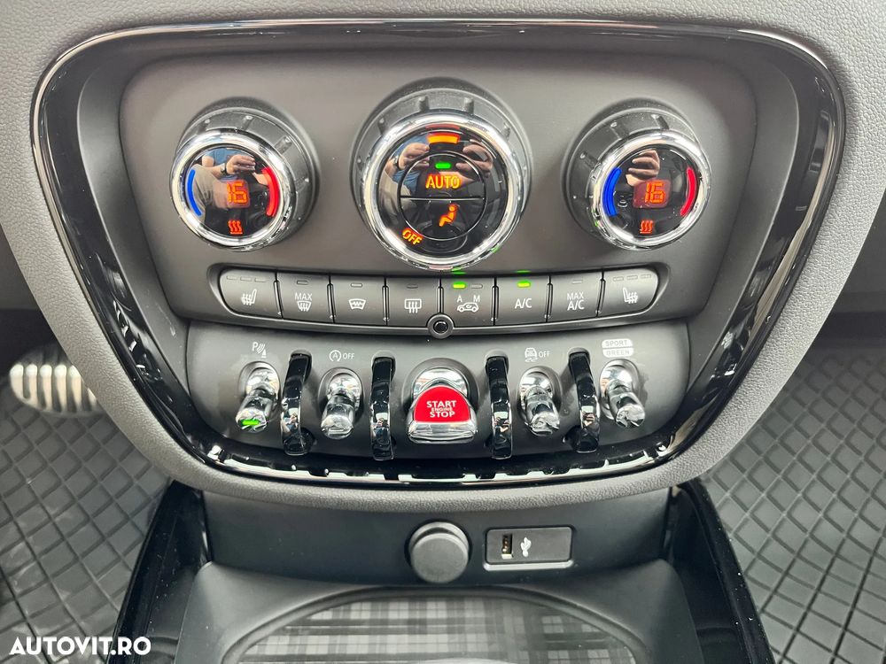 Mini John Cooper Works ALL4 AT - 29