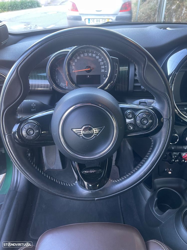 MINI 3 Portas Cooper D Auto - 4