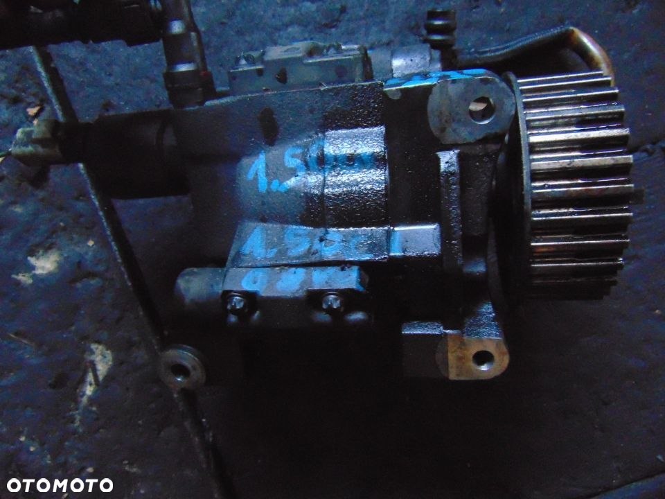 Pompa wtryskowa Renault 1,5 DCI Simens - 2