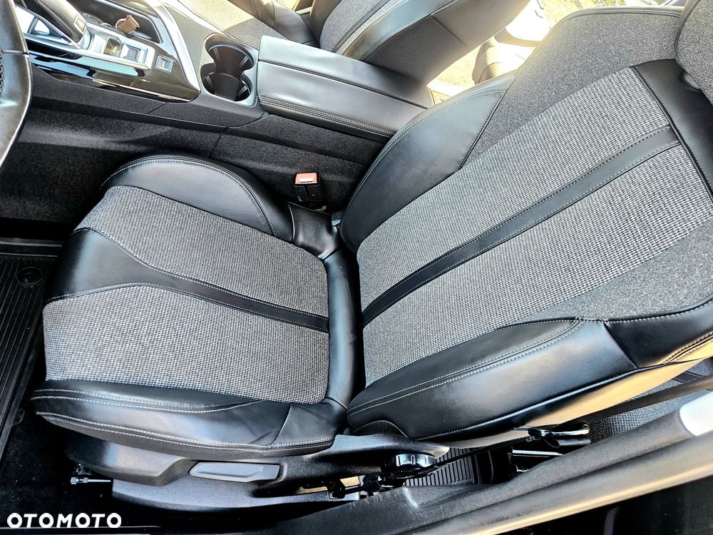 Peugeot 5008 THP 165 EAT6 Stop & Start Allure - 30