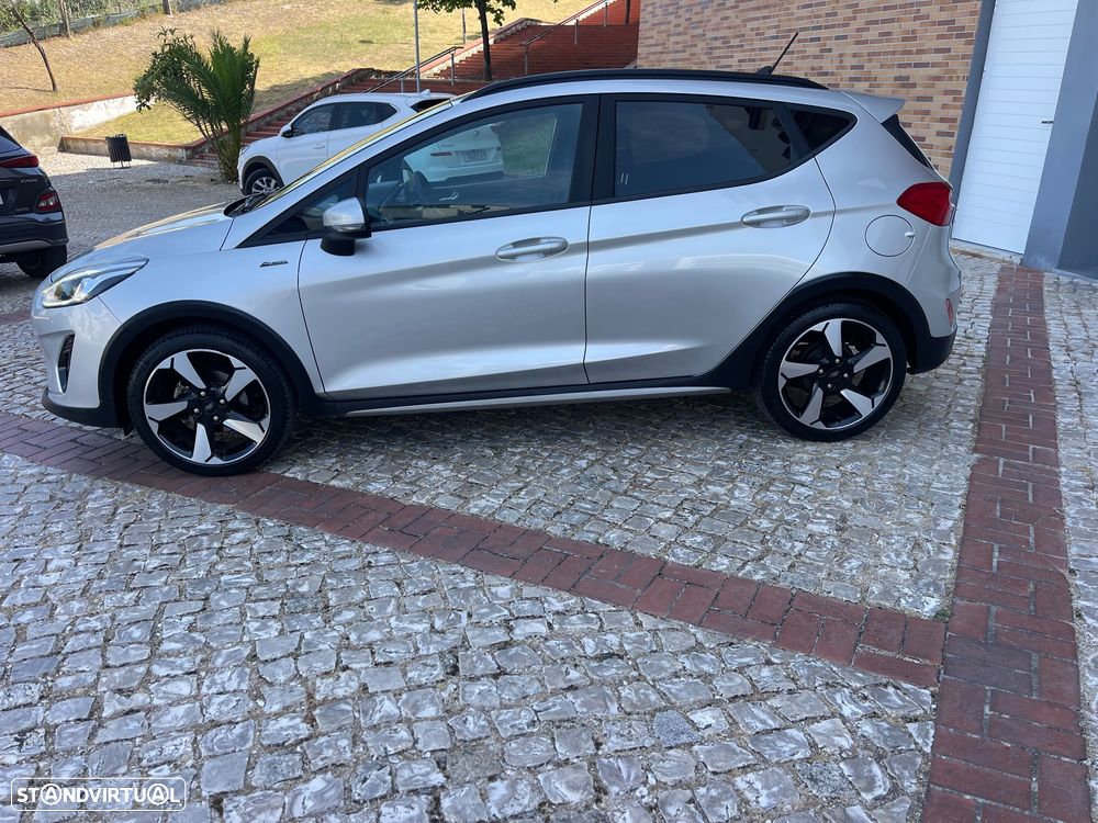Ford Fiesta - 4