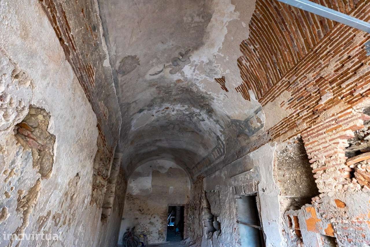 Convento Histórico em Alcácer do Sal com Possibilidade de construir um - Grande imagem: 2/40