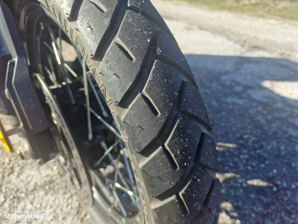 Suzuki DL 1050 XT - 4
