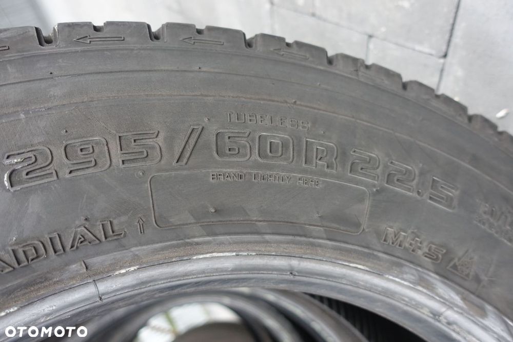 OPONY MARSHAL KLD 03 295 60 22.5 18r. - 3