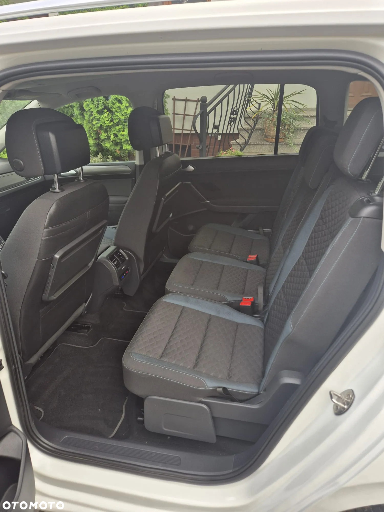 Volkswagen Touran 1.5 TSI ACT OPF DSG Comfortline - 11