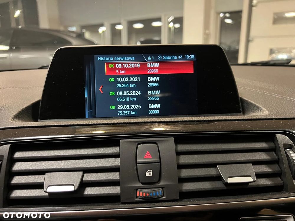 BMW Seria 1 118i GPF Sport Line - 17