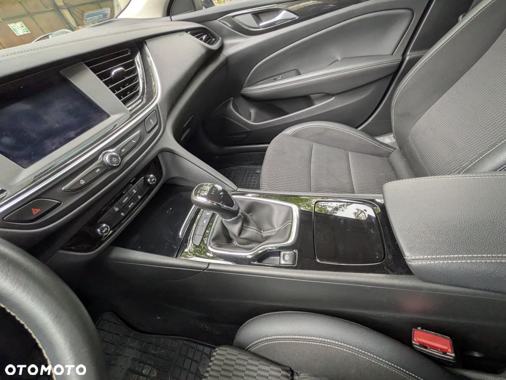 Opel Insignia 1.5 T Innovation S&S - 6