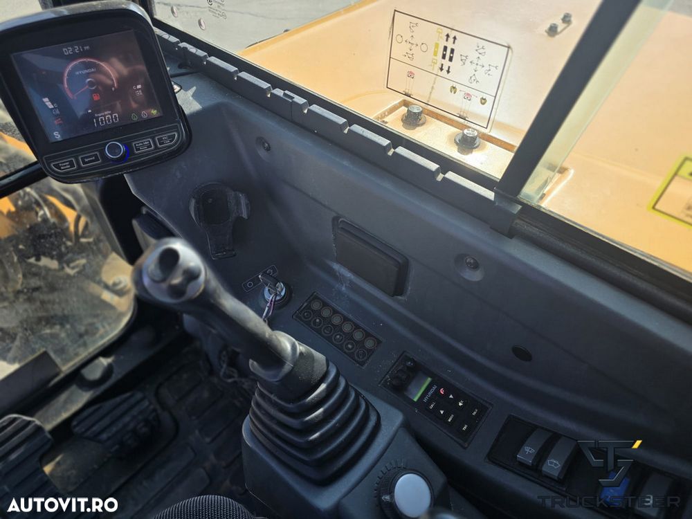 Hyundai 60CR-9R - 20