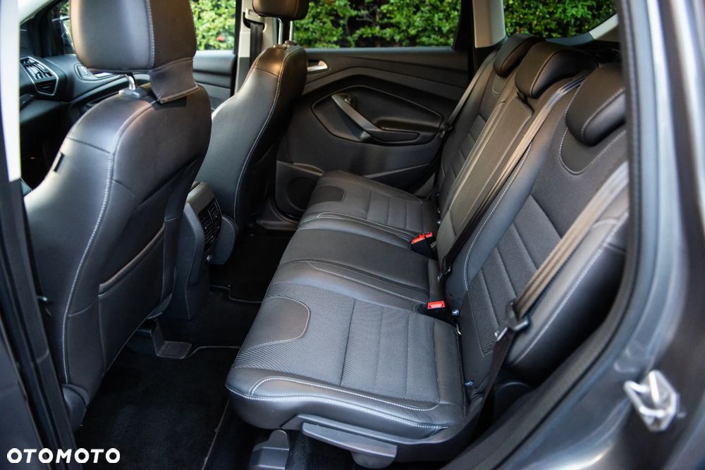 Ford Kuga 2.0 TDCi 4x4 Titanium - 22