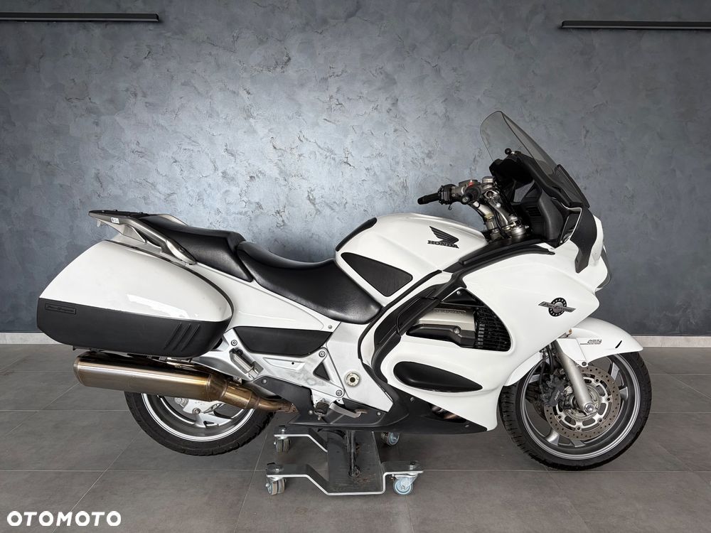 Honda ST - 1