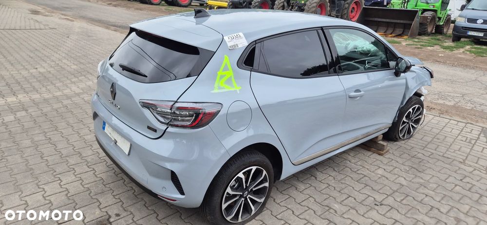 Renault Clio 1.6 E-TECH Full Hybrid 145 Techno - 18