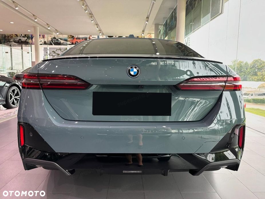 BMW 5 Series 2026 photo 4
