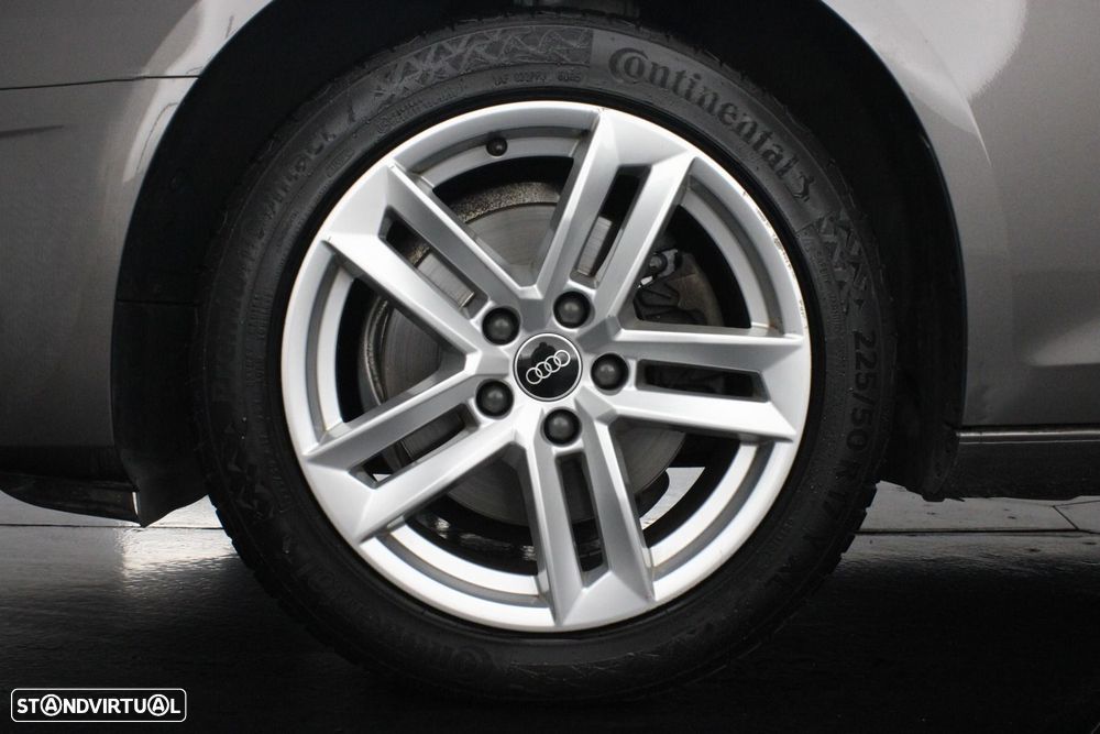 Audi A4 Avant 30 TDI S tronic — fotografia 38