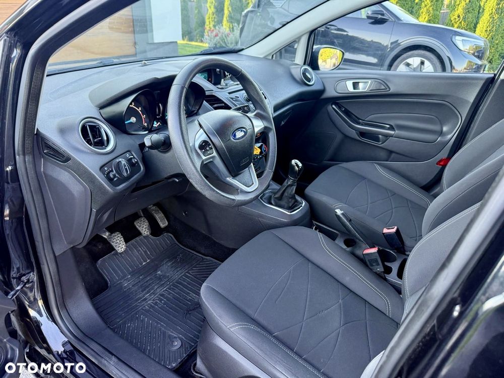 Ford Fiesta - 17