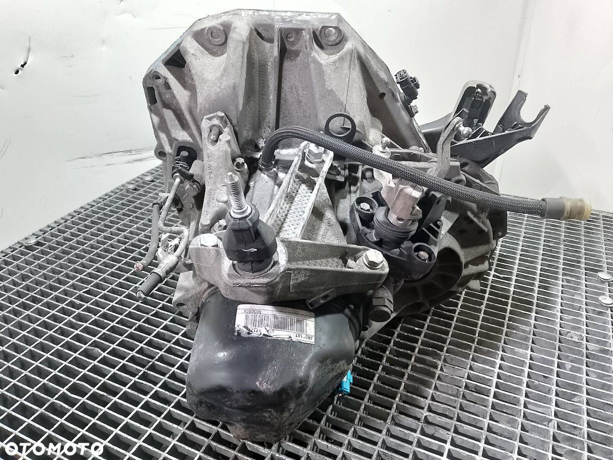 SKRZYNIA BIEGÓW MANUALNA DACIA LOGAN JR5147 1.5 DCI - 4