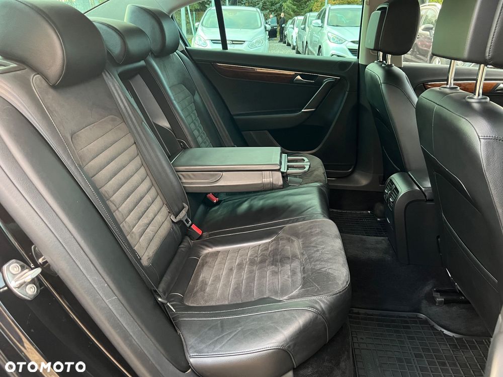 Volkswagen Passat - 24